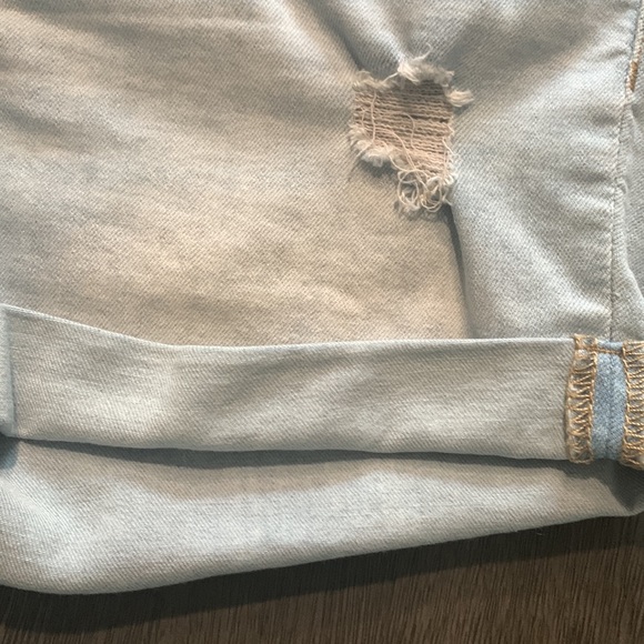 So Light Wash Blue Distressed Cuffed Midi Jean Shorts - Picture 4 of 10